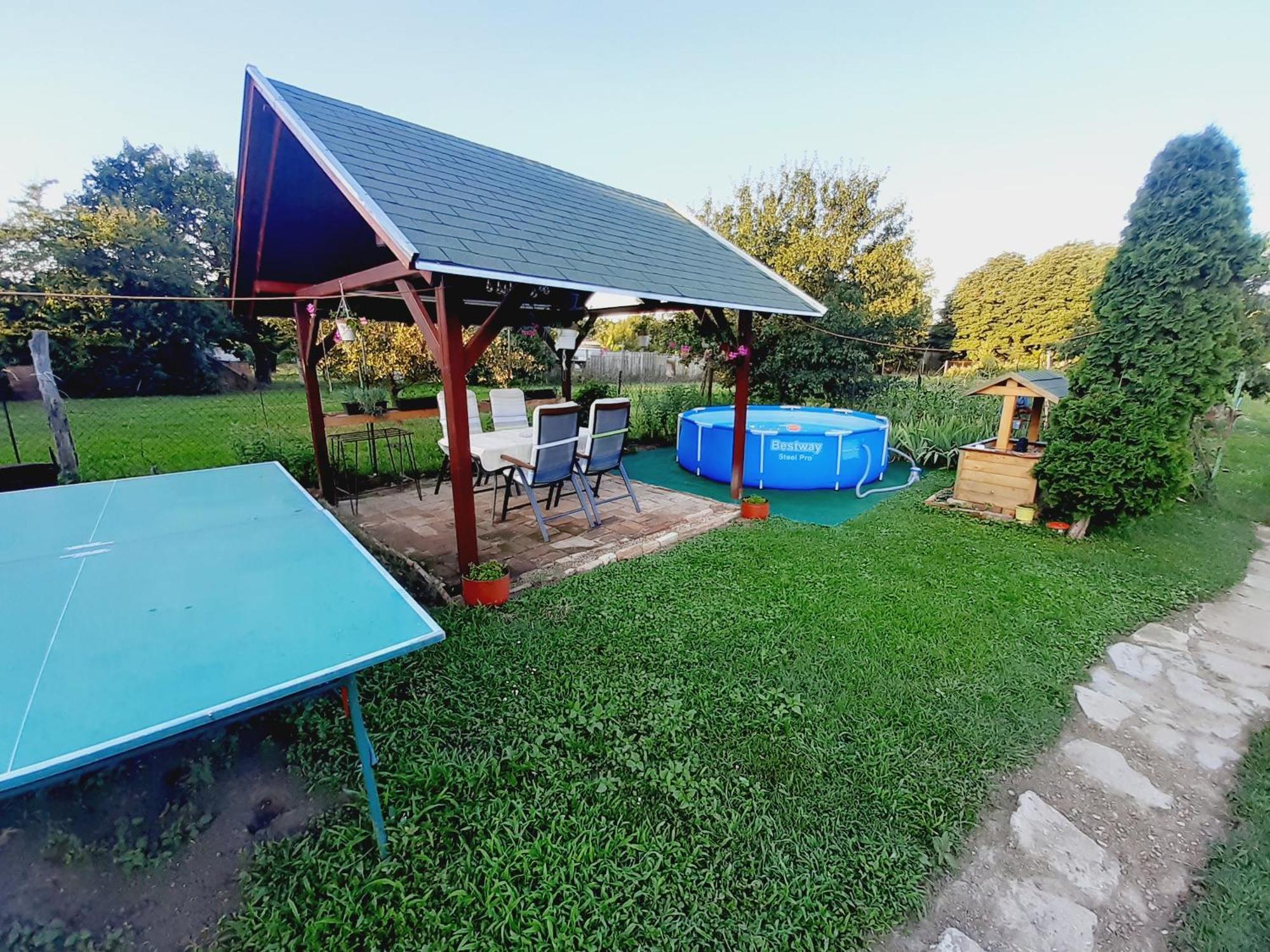 Livi Apartman Merevfalu Kerti Medencevel Fonyod Bagian luar foto